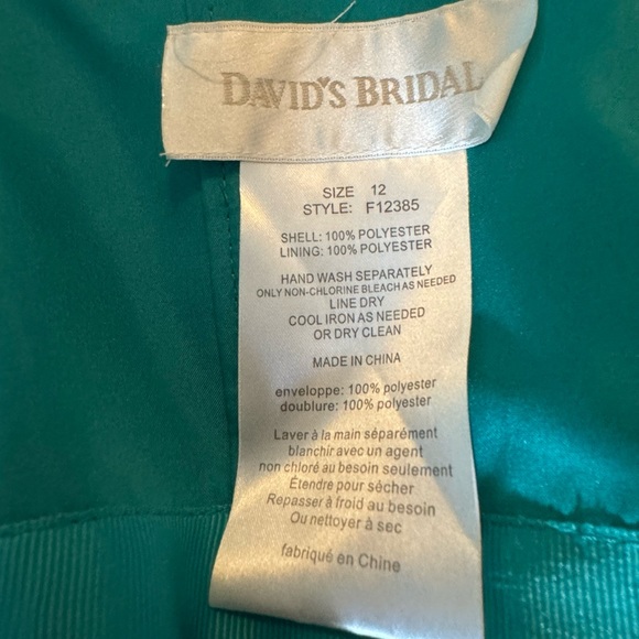 David’s Bridal Emerald Green Bridesmaid/Formal Dress.  Size 12. - Picture 9 of 11